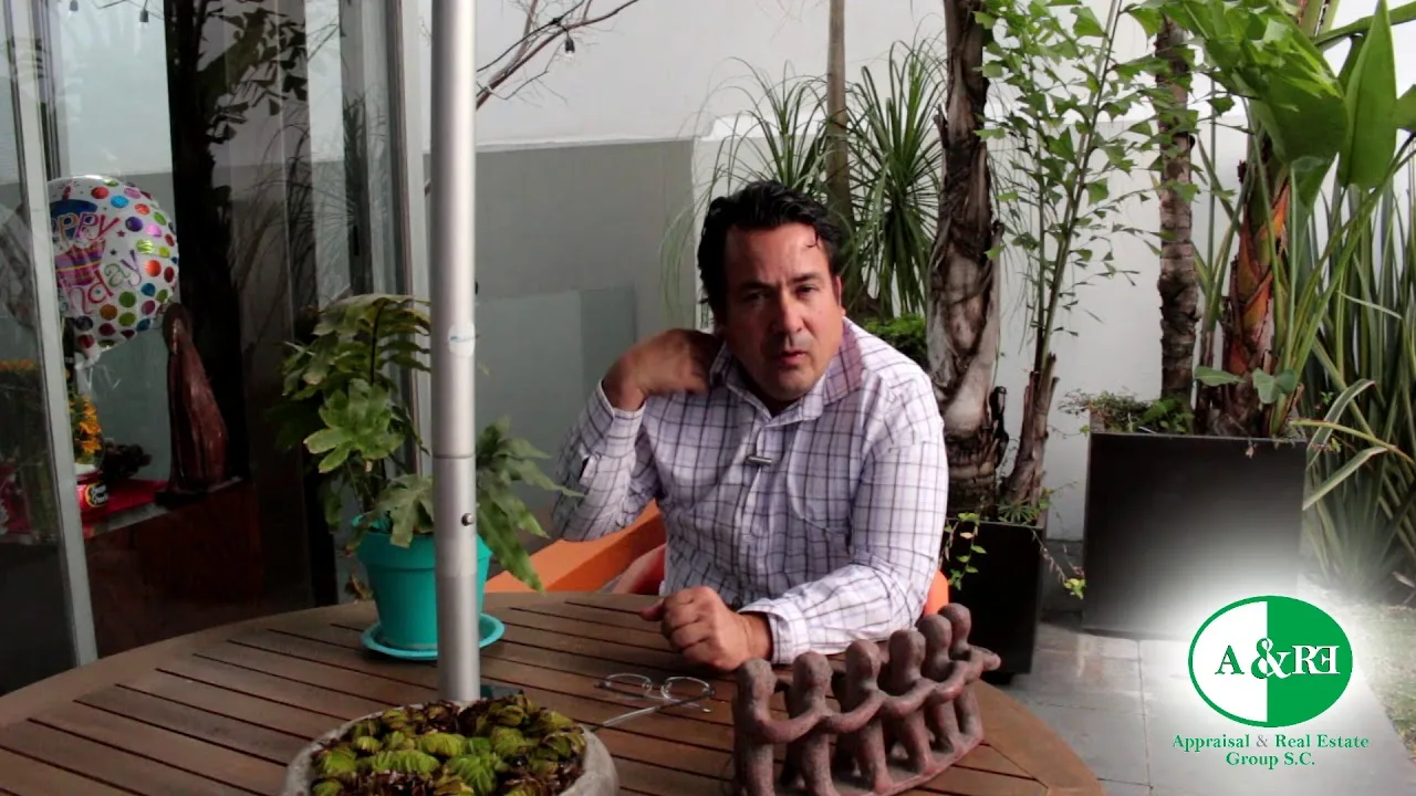 La importancia y función de un perito valuador — video del despacho